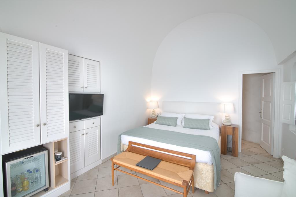 Aqua Mare Luxury Suites Imerovigli  Zewnętrze zdjęcie