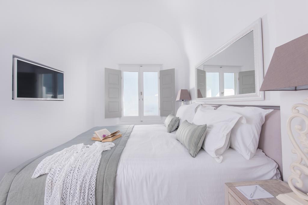 Aqua Mare Luxury Suites Imerovigli  Zewnętrze zdjęcie